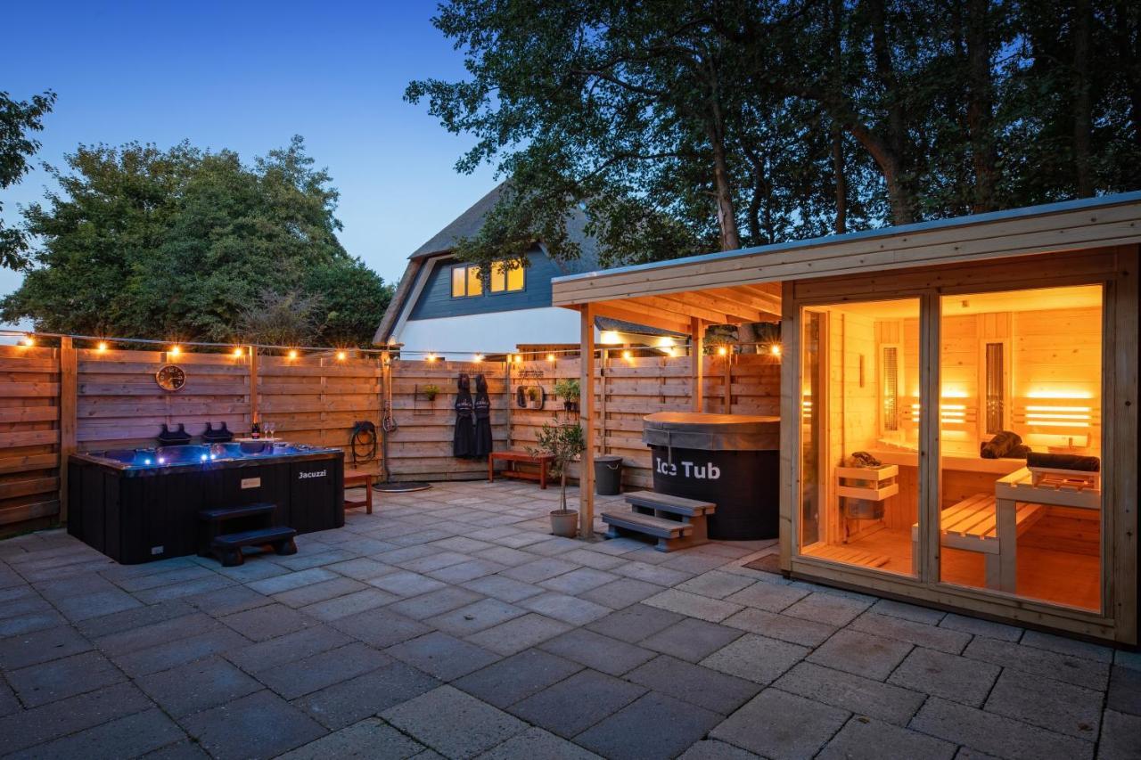 The Island Life Texel Met Jacuzzi Vila De Koog  Exterior foto